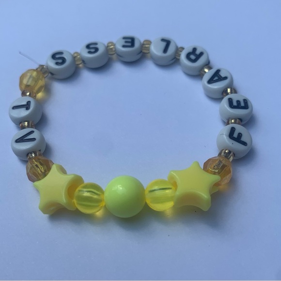 Fearless (Taylor’s Version) Bracelet in Size Small - Picture 4 of 4